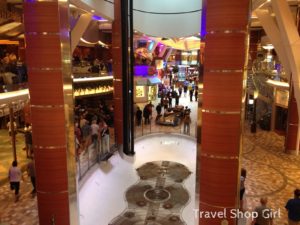 Royal Promenade Oasis of the Seas