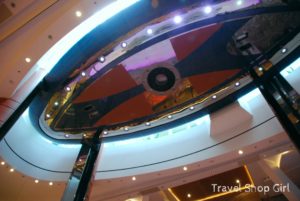 Royal Promenade Oasis of the Seas