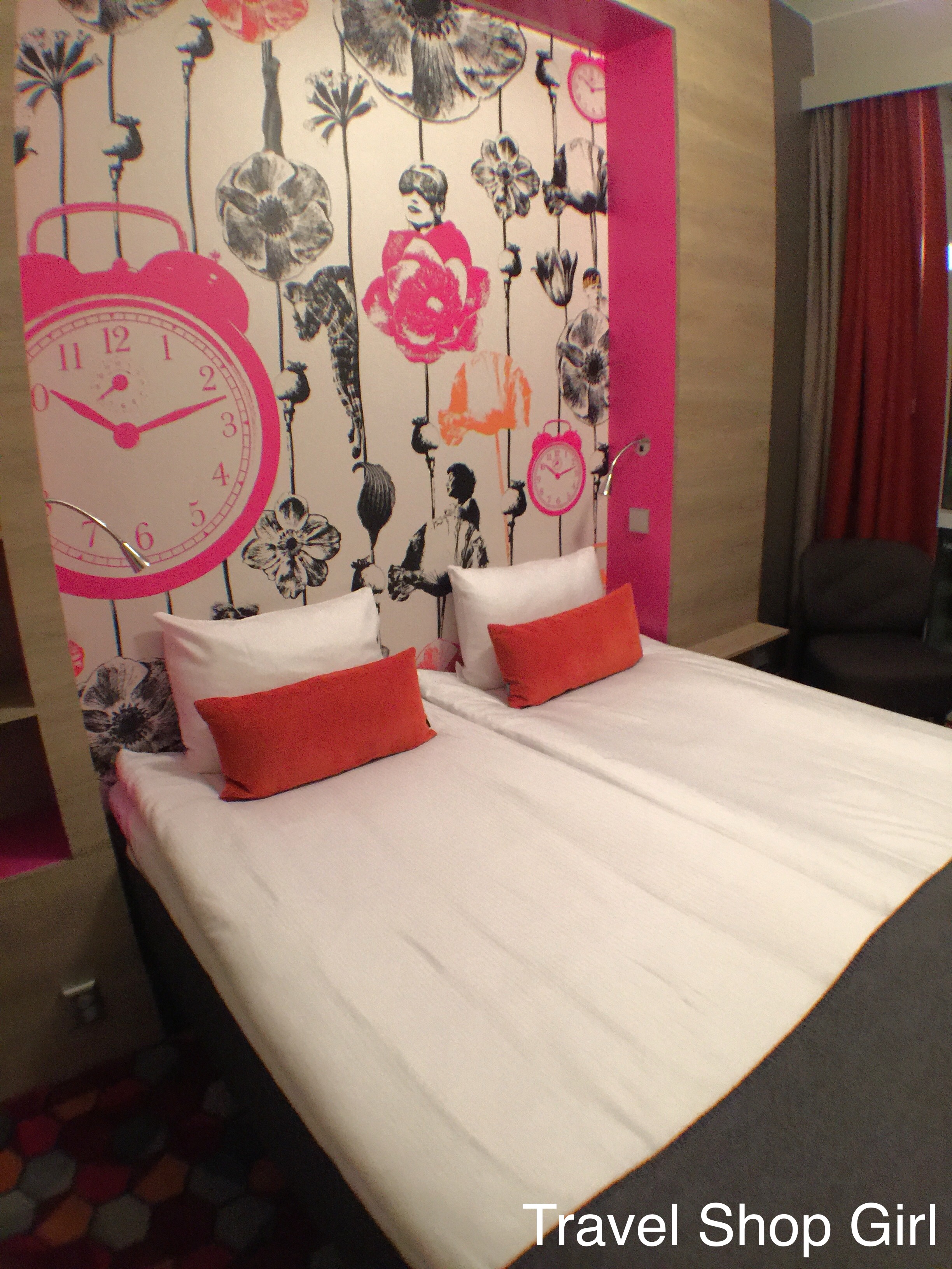 Hotel Review: The Hip and Swanky Motel L