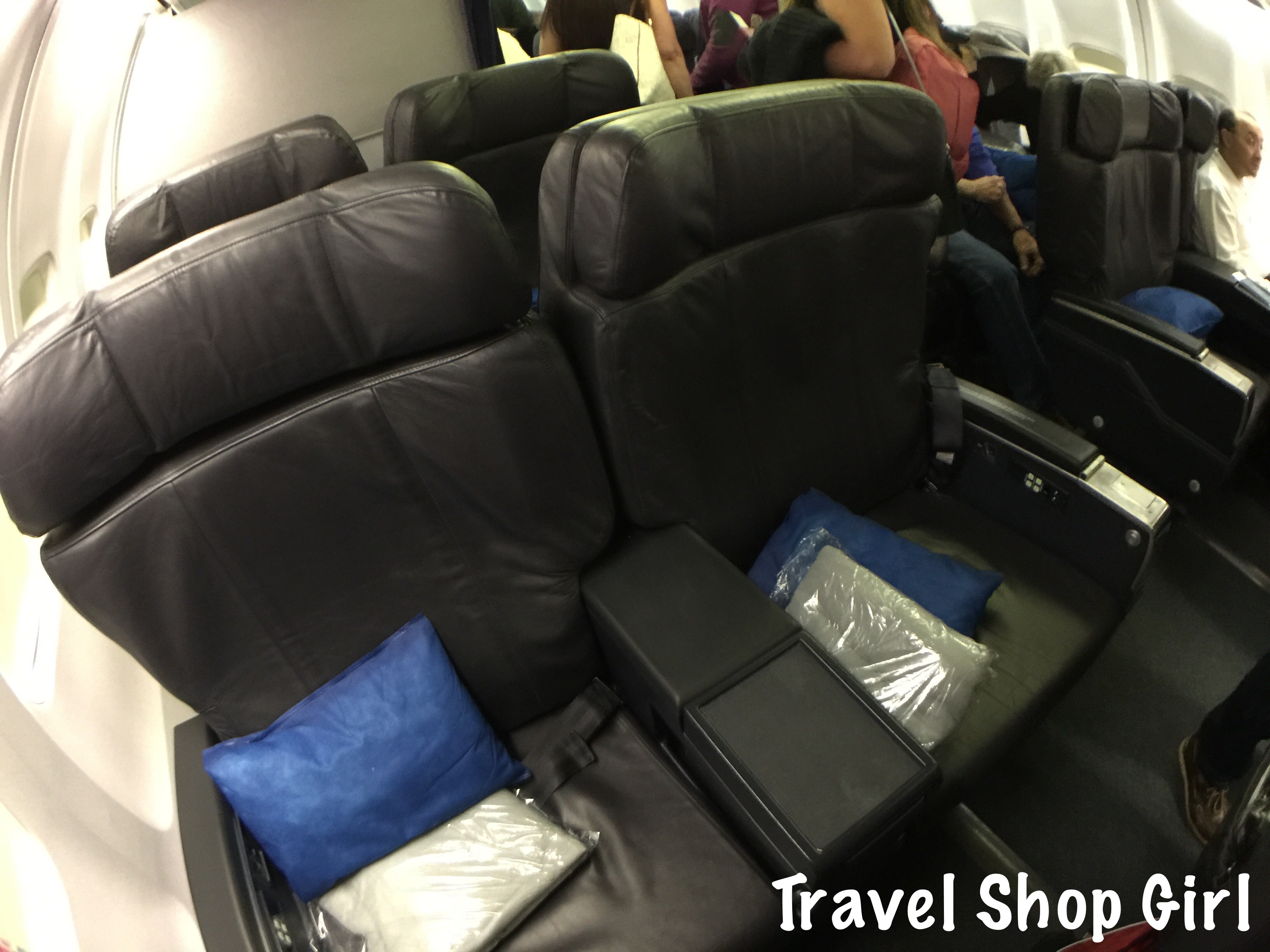 Review: Copa Airlines 737-800 Economy Class - Live and Let's Fly